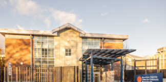 MONTEFIORE EINSTEIN ABORDA LA CRISIS DE SALUD MENTAL JUVENIL CON LA INAUGURACIÓN DE UN CENTRO HOSPITALARIO PARA NIÑOS Y ADOLESCENTES