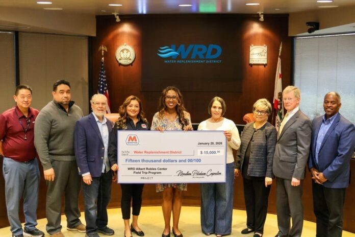 Marathon Petroleum Corporation L.A. Refinery Staff presents the WRD Board of Directors with a $15,000 grant check for Groundwater Education programming. Pictured from left to right: WRD Assistant General Manager Paul Liu, WRD Director Sergio Calderon, WRD Director Rob Katherman, Marathon Petroleum Corporation Senior ESG & Stakeholder Engagement Representative Nancy J. Pérez, WRD Director Joy Langford, Marathon Petroleum Corporation Advanced Senior CSR & Community Relations Lead Olga Chavez, WRD Director Vera Robles DeWitt, WRD Director John D. S. Allen, WRD General Manager Stephan Tucker.