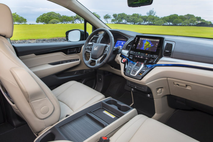 2018 Honda Odyssey Recognized with “Wards 10 Best UX” User Experience Award