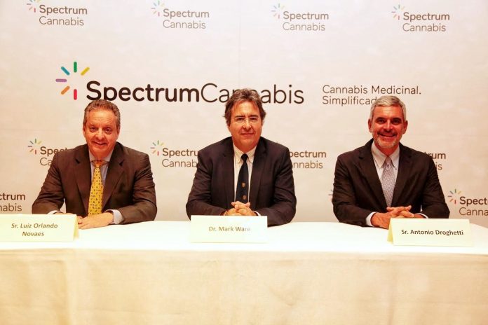 Pictured are: Luiz Orlando Novaes - Country Managing Director, Spectrum Cannabis Peru; Dr. Mark Ware - Chief Medical Officer, Canopy Growth; Antonio Droghetti - Managing Director, Canopy LATAM