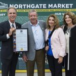 Northgate González Market celebra inauguración de su tienda más reciente en Riverside, California