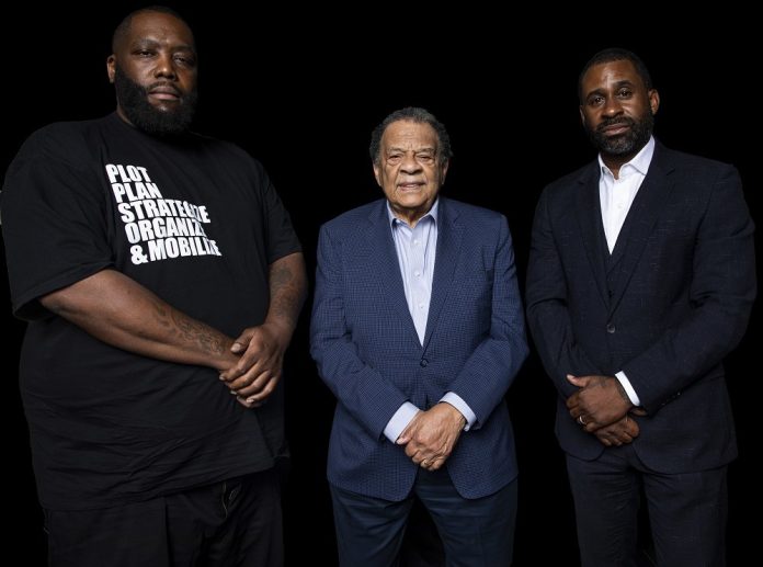 Michael “Killer Mike” Render, Ambassador Andrew J. Young and Ryan Glover are founders of Greenwood, the first digital banking platform for Black and Latinx people and business owners. Greenwood features best-in-class online banking services and innovative ways of giving back to Black and Latinx causes and businesses.
Contact: media@bankgreenwood.com