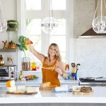 Jennie-O anuncia una alineación de celebridades para su línea directa 1-800-TURKEYS