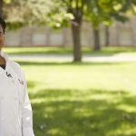La chef Hadassah Patterson (@hadassahpatterson), quien recientemente ha perdido la audici&oacute;n, describe su estilo de comida como "cocina ind&iacute;gena y cl&aacute;sica sure&ntilde;a con un enfoque en la alimentaci&oacute;n sin gluten". Habla con fluidez el lenguaje de se&ntilde;as estadounidense y recibir&aacute; llamadas al 1-800-TURKEYS el 20 de noviembre. (PRNewsfoto/Jennie-O Turkey Store)