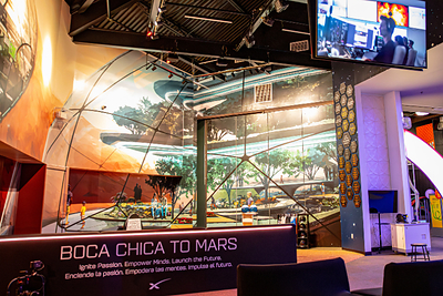 (English) SpaceX Sponsors Free Community Play Day at the Children’s Museum of Brownsville